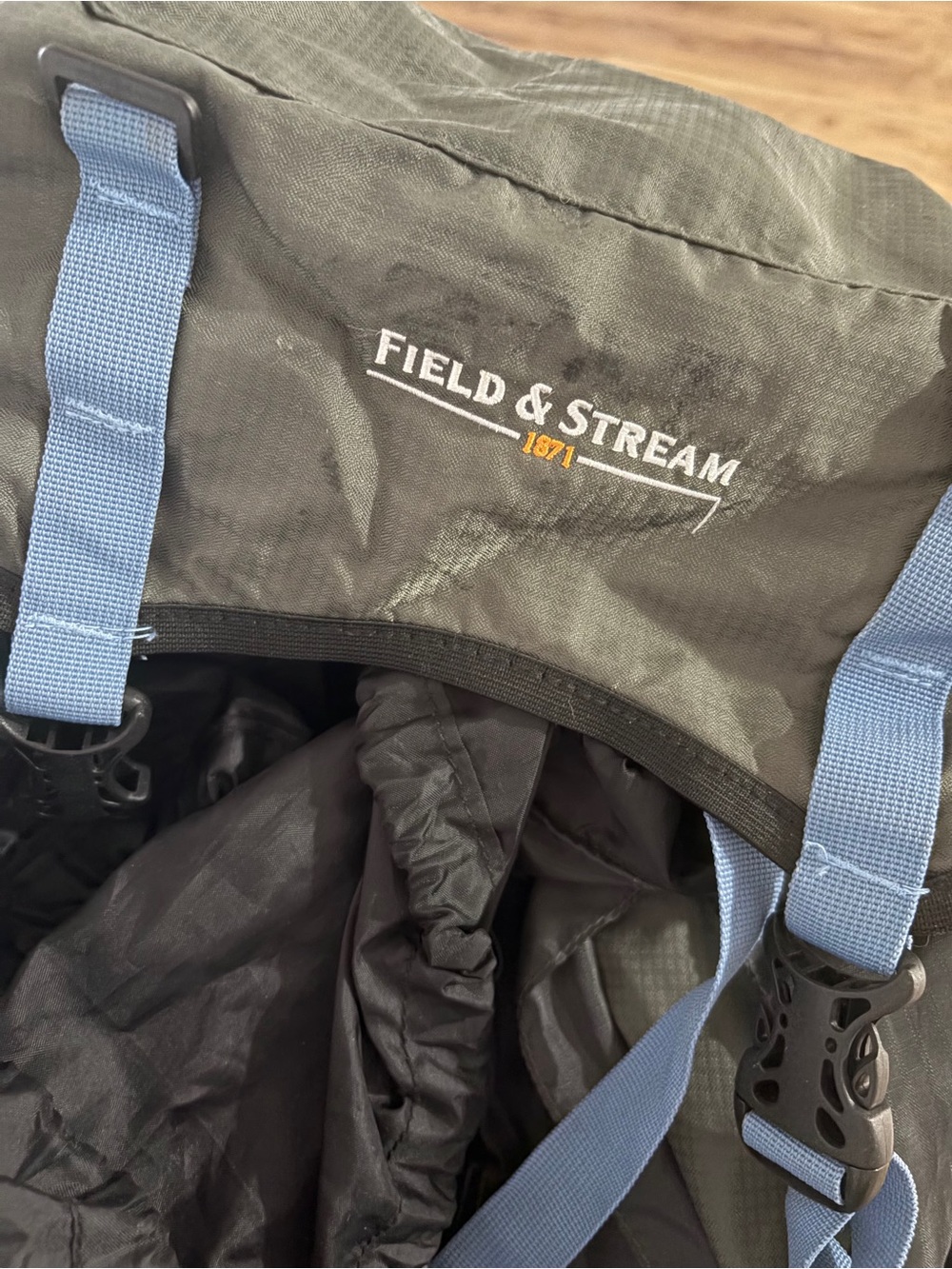 Field & Stream Olive Backpack with Light Blue Straps